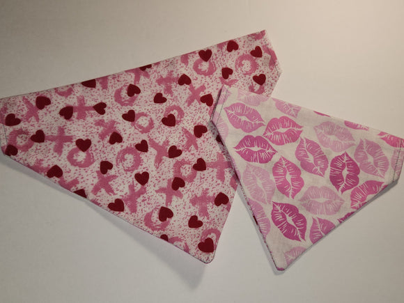 Valentine's XO/Kisses - Bandana